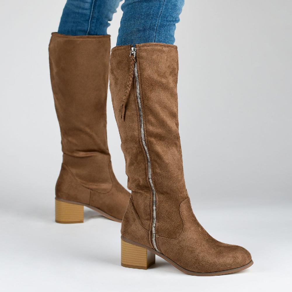 Journee Collection SANORA KNEE HIGH BOOTS IN WIDE CALF Brown