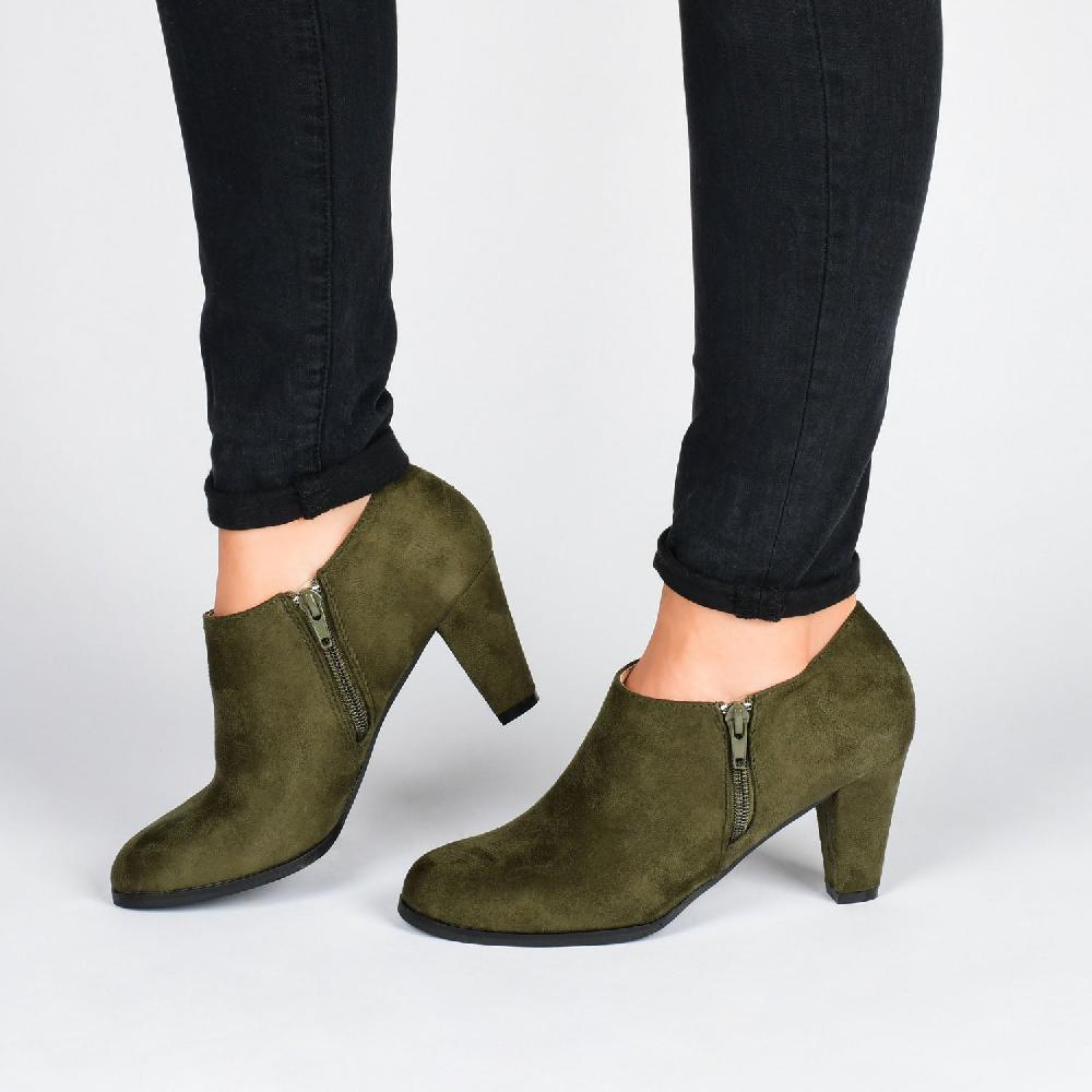 Journee Collection SANZI ZIP-UP BOOTIES IN FAUX SUEDE Taupe
