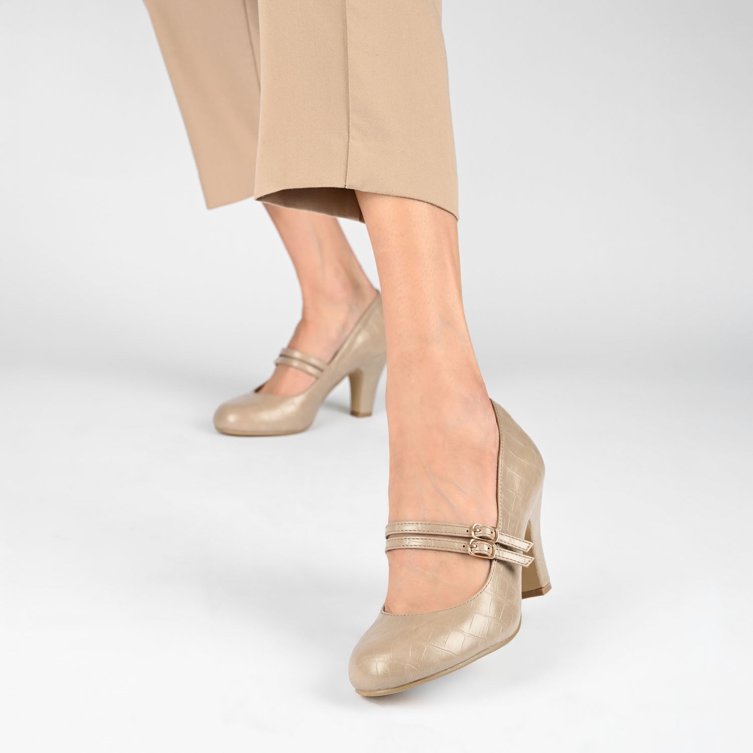 Journee Collection WINDY CROCO MARY JANE PUMP HEELS IN WIDE Blue