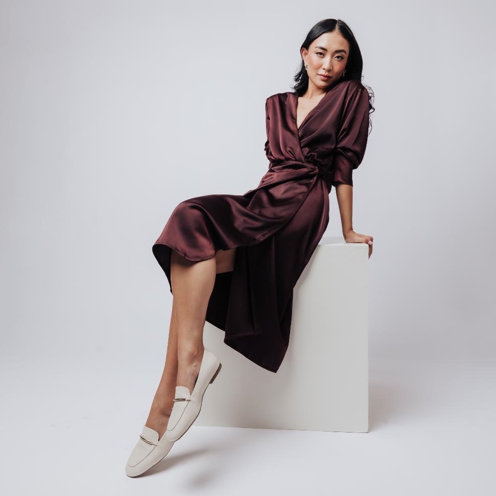 Journee Collection WRENN LOAFER FLATS IN FAUX LEATHER Silver PU