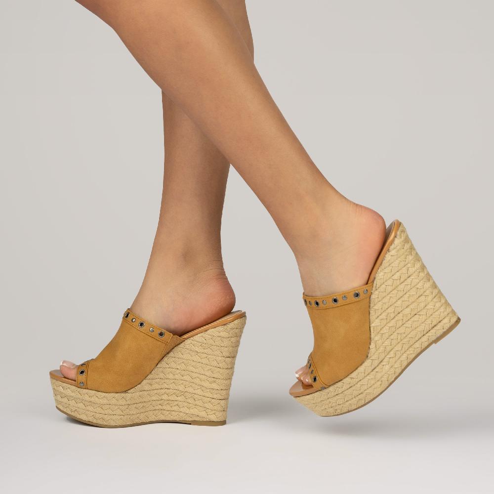 Journee Collection YARI ESPADRILLE WEDGE SANDALS White