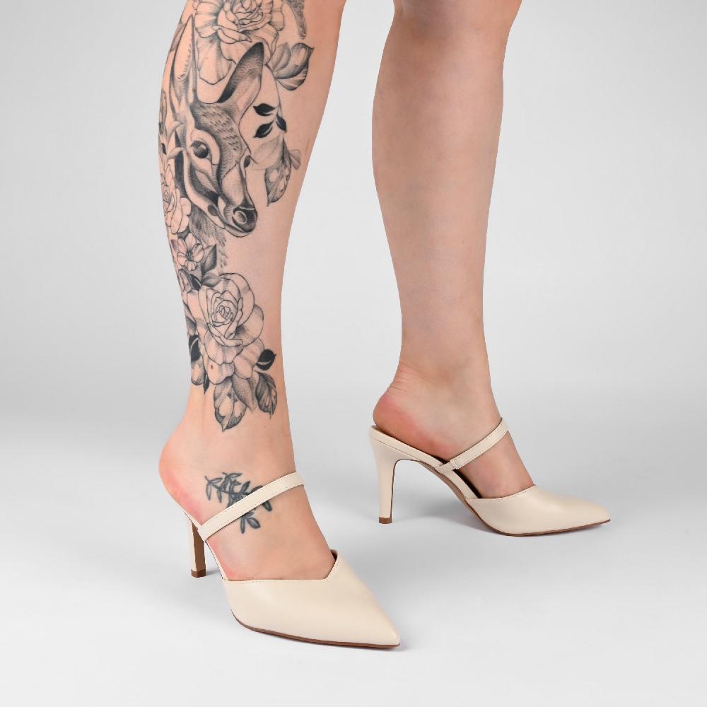 Journee Collection YVON WARM SHADE STILETTO PUMP HEELS IN NARROW Cream