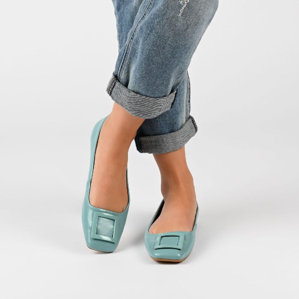 Journee Collection ZIMIA SQUARE TOE FLATS IN FAUX LEATHER Beige