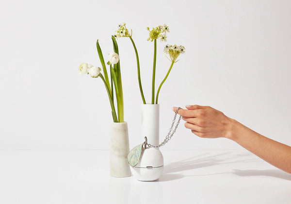 judith leiber Apple Ghost