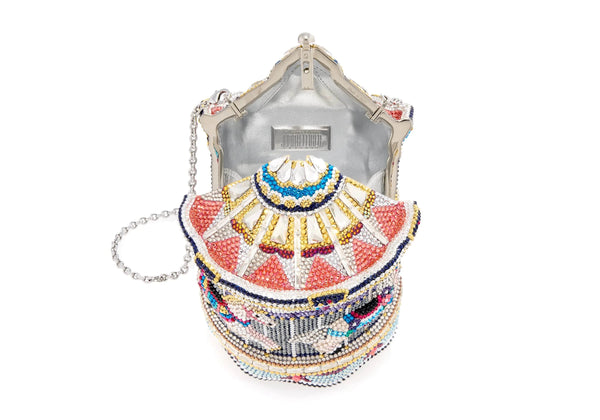 Judith Leiber Dans Le Parc Carousel