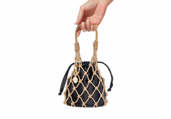 judith leiber Sparkle Net Pouch Gold Black