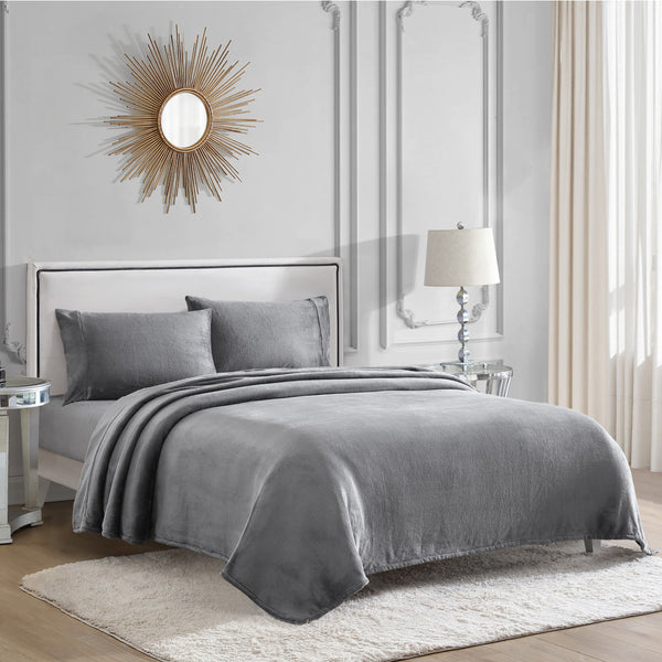 Juicy Couture Solid Plush Sheet Set