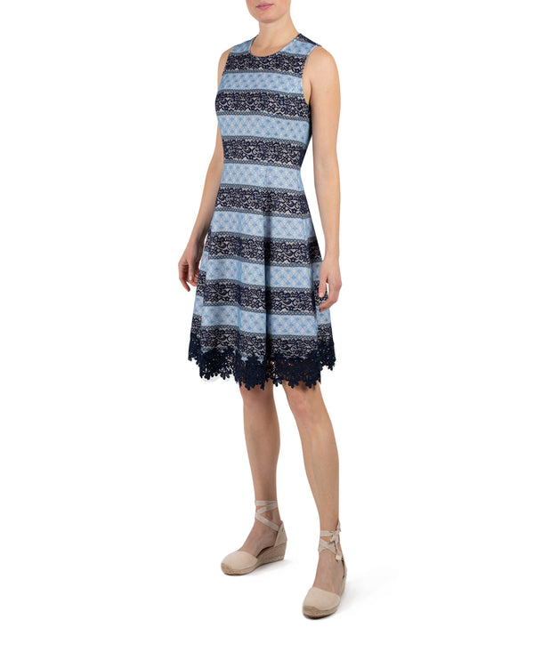 Julia Jordan DONNA RICCO - BONDED LACE FIT AND FLARE DRESS NAVY MULTI
