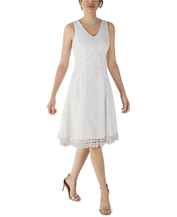 Julia Jordan DONNA RICCO - FIT AND FLARE DRESS IVORY/GOLD