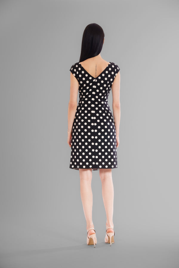 Julia Jordan DONNA RICCO - SLEEVELESS BOAT NECK MIDI DRES WITH WAIST HARDWARE BLACK WHITE