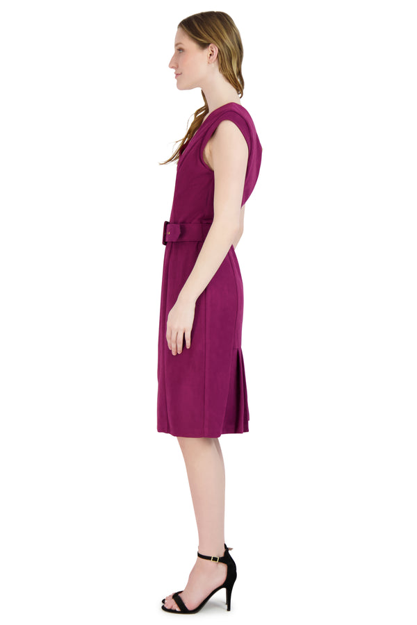 Julia Jordan DONNA RICCO - V NECK DRESS WITH SELF COVERED BELT BURGUNDY