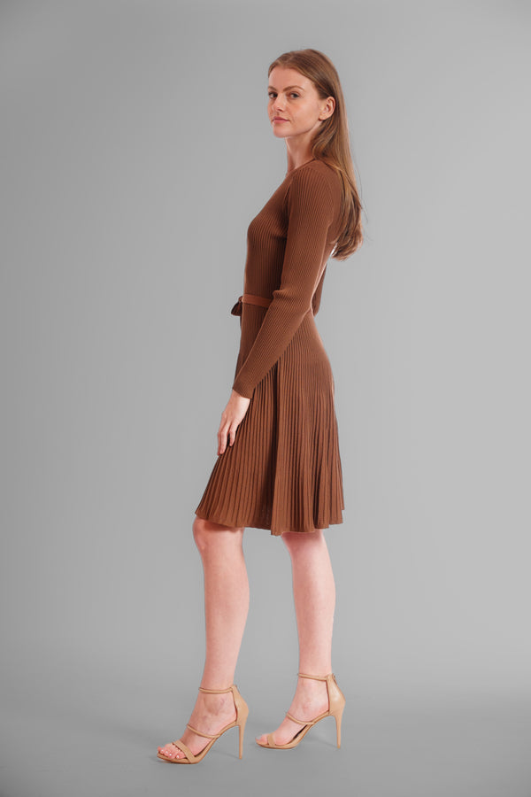 Julia Jordan LONG SLEEVE SCOOP NECK KNIT SWEATER DRESS BROWN