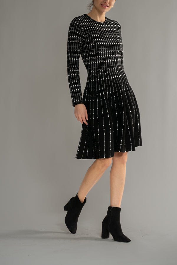 julia jordan LONG SLEEVE SCOOP NECK SWEATER DRESS BLACK WHITE