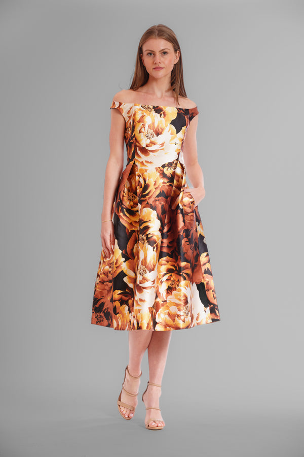 Julia Jordan OFF THE SHOULDER BOAT NECK EVENING DRESS GOLD