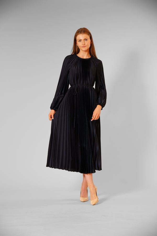 Julia Jordan PLEATED LONG SLEEVE WAIST TIE MAXI DRESS NAVY