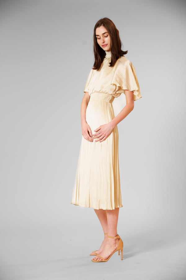 Julia Jordan PLEATED MOCK NECK FLUTTER SLEEVE MIDI DRESS CREAM