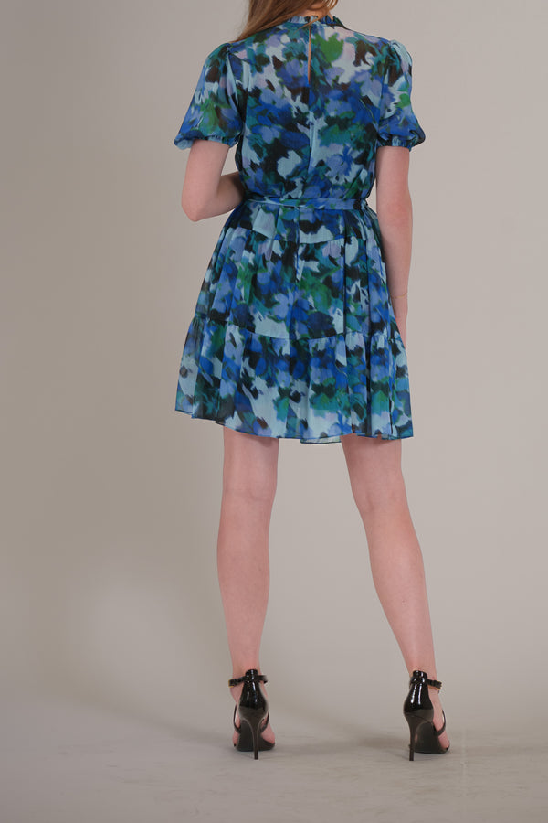 Julia Jordan SHORT PUFF SLEEVE HIGH NECK PRINTED DRESS BLUE MULTI