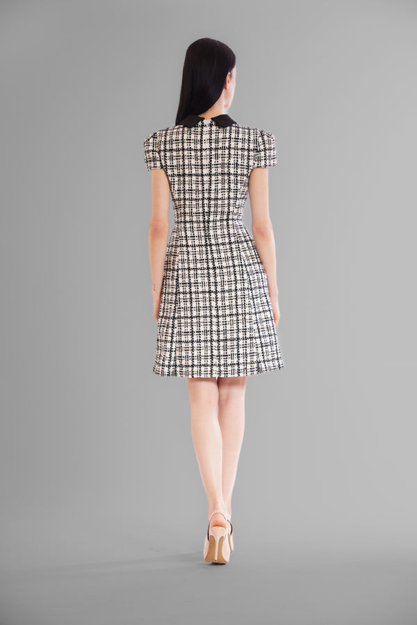 Julia Jordan SHORT SLEEVE BOUCLE DRESS WITH COLLAR BLACK WHITE