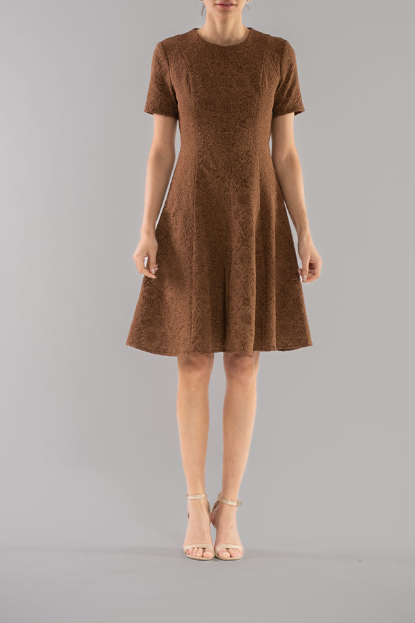 julia jordan SHORT SLEEVE HIGH NECK A LINE DRESS COCOA