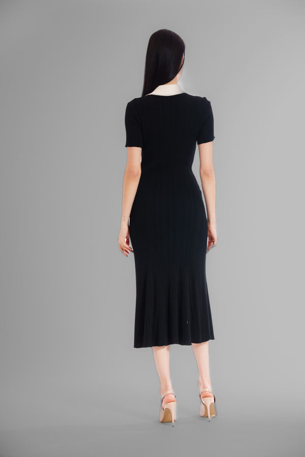 Julia Jordan SHORT SLEEVE MIDI SWEATER DRES W CONTRAST COLLAR BLACK