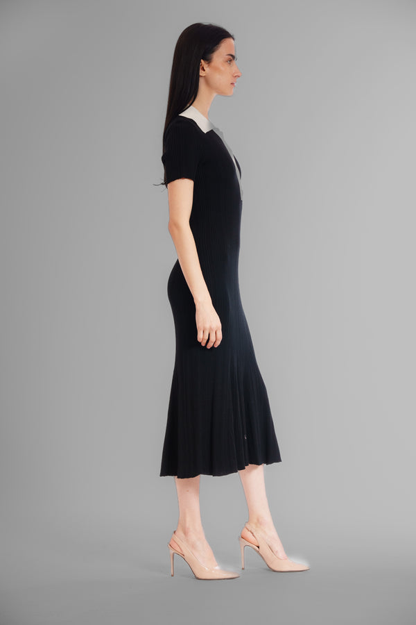 Julia Jordan SHORT SLEEVE MIDI SWEATER DRES W CONTRAST COLLAR BLACK