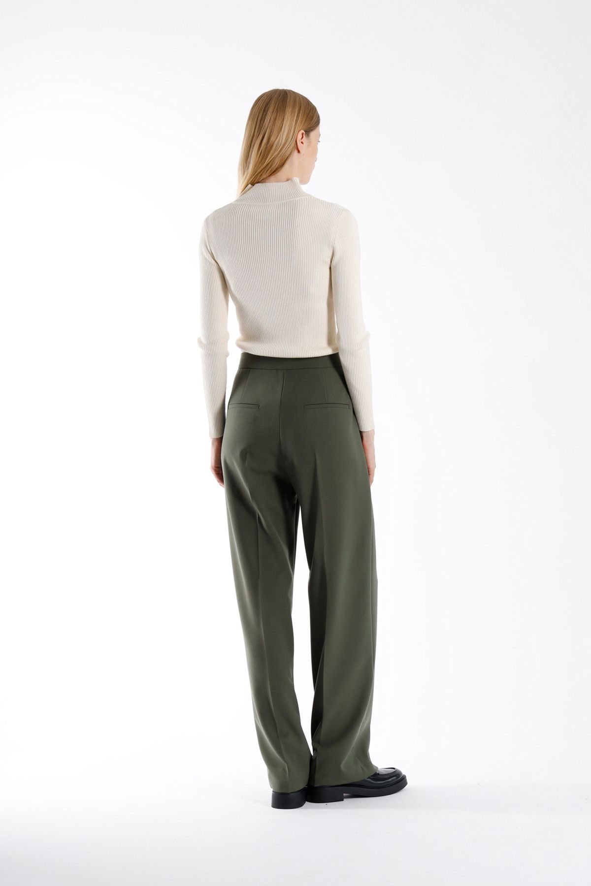 Julia June Pullover Walt ECRU