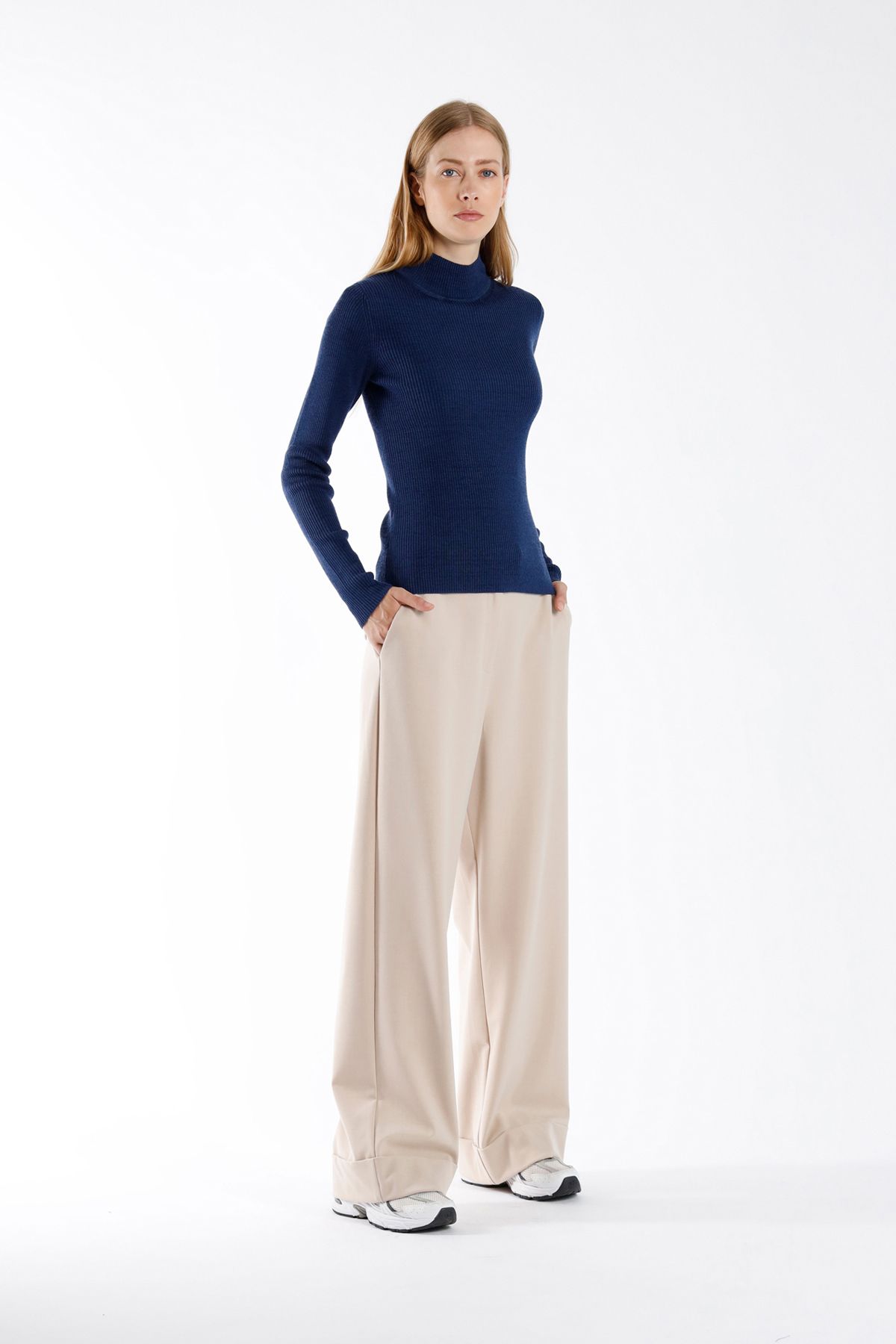Julia June Pullover Walt Navy