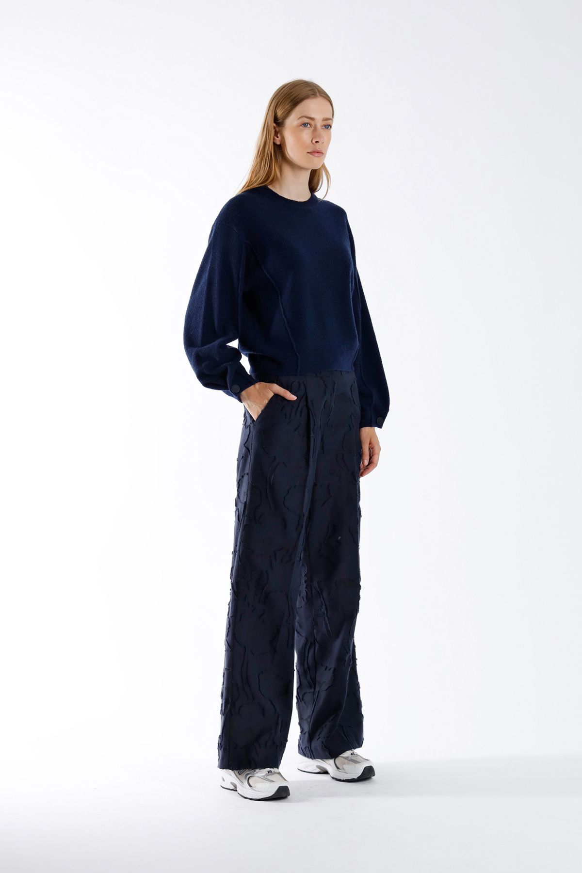 Julia June Pullover Window Navy