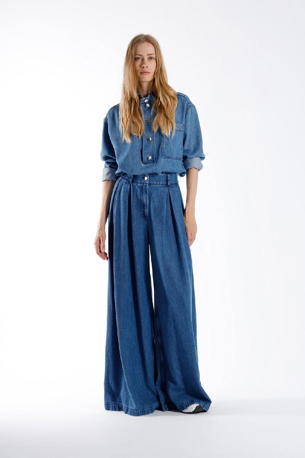 julia june top Levi dark denim