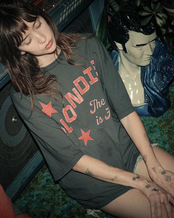 Junk Food Clothing Blondie Tide Is High Oversized Tee Vintage Black