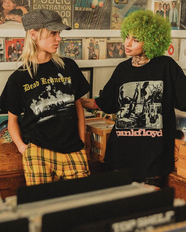 Junk Food Clothing Dead Kennedys On Fire Flea Market Tee Black