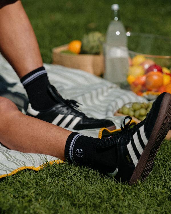 Junk Food Clothing JF By Junk Food Embroidered Logo Crew Socks Black