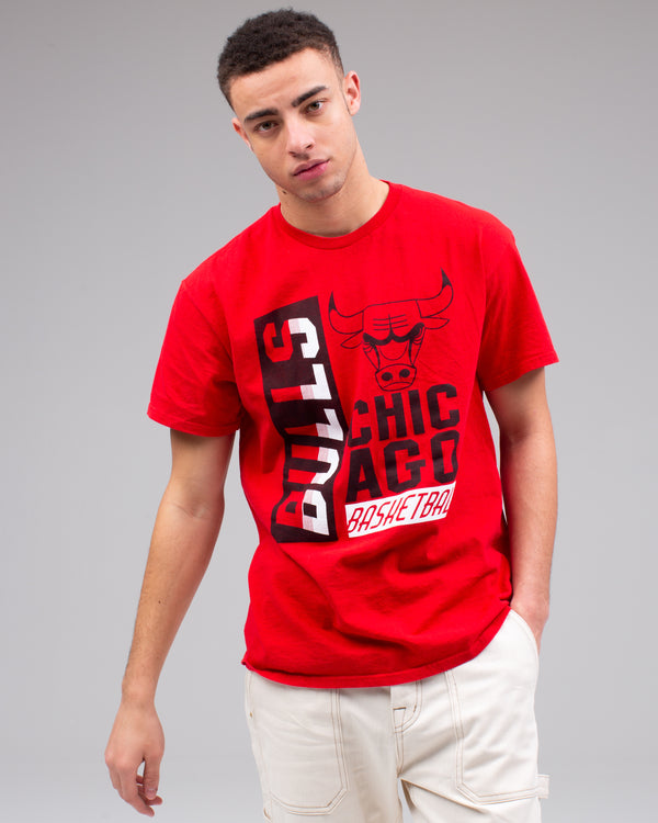 Junk Food Clothing Men's Bulls Classic Crew RED