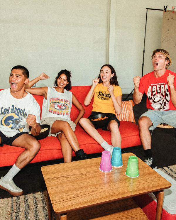 Junk Food Clothing Los Angeles Rams Throwback Helmet Flea Market Tee White