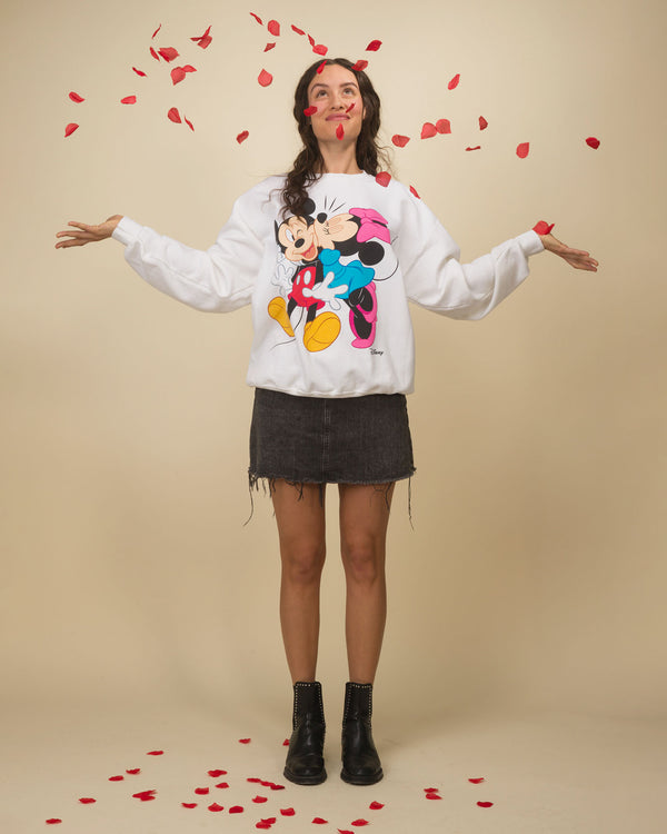 Junk Food Clothing Mickey And Minnie Kiss Flea Market Fleece White