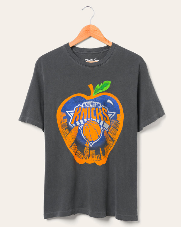 junk food clothing New York Knicks Big Apple Vintage Tee True Black