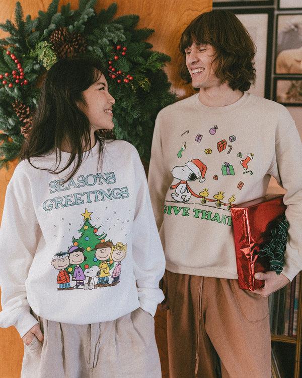 Junk Food Clothing Peanuts Seasons Greetings Flea Market Fleece White