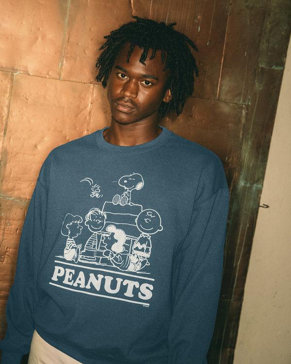 Junk Food Clothing Peanuts The Gang Flea Market Fleece Black Sea