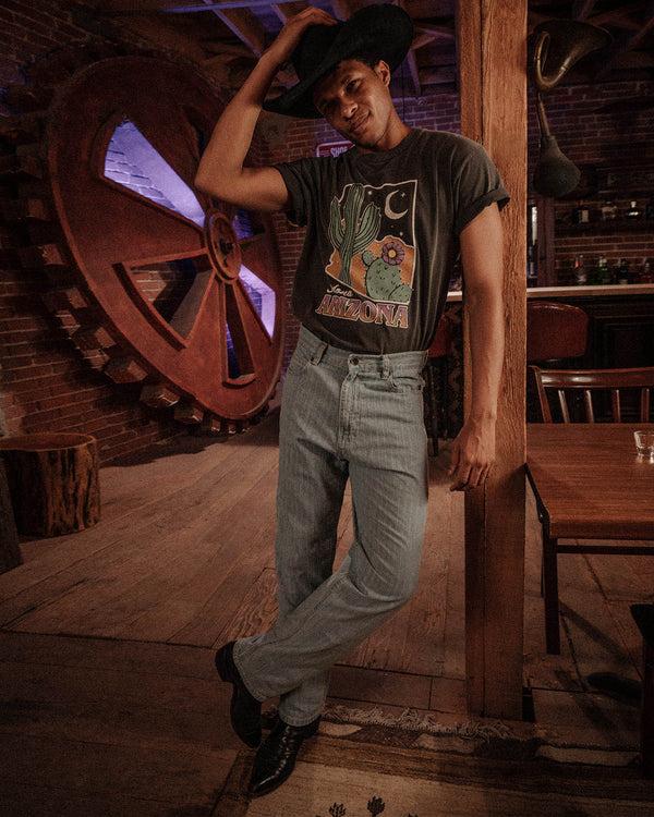 Junk Food Clothing Sedona Arizona Flea Market Tee Vintage Black