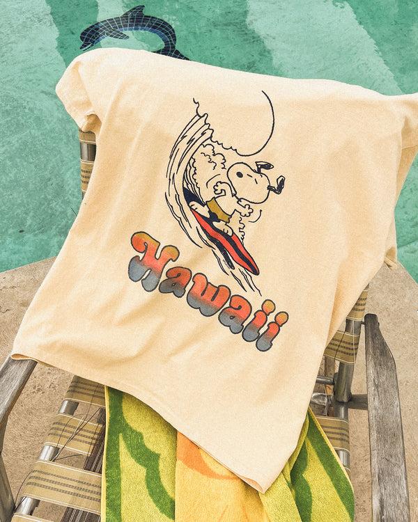 Junk Food Clothing Snoopy Hawaii Flea Market Tee Vegas Gold