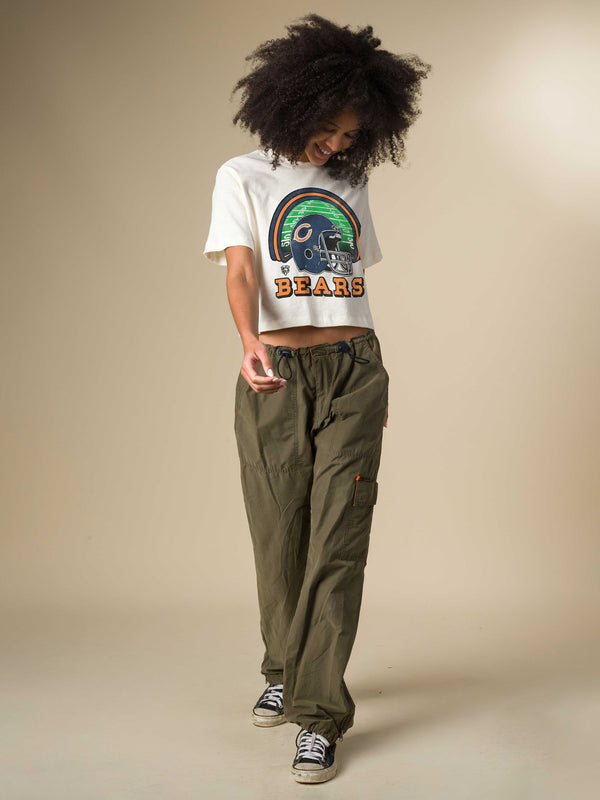 Junk Food Clothing Women's Chicago Bears Game Time Mock Neck Crop Tee Vintage White