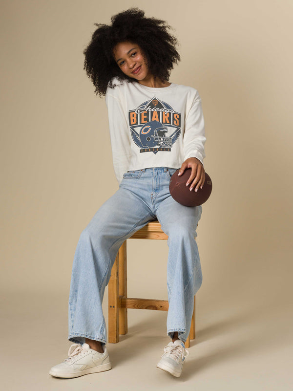 Junk Food Clothing Women's Chicago Bears Helmet Crop Fleece Vintage White