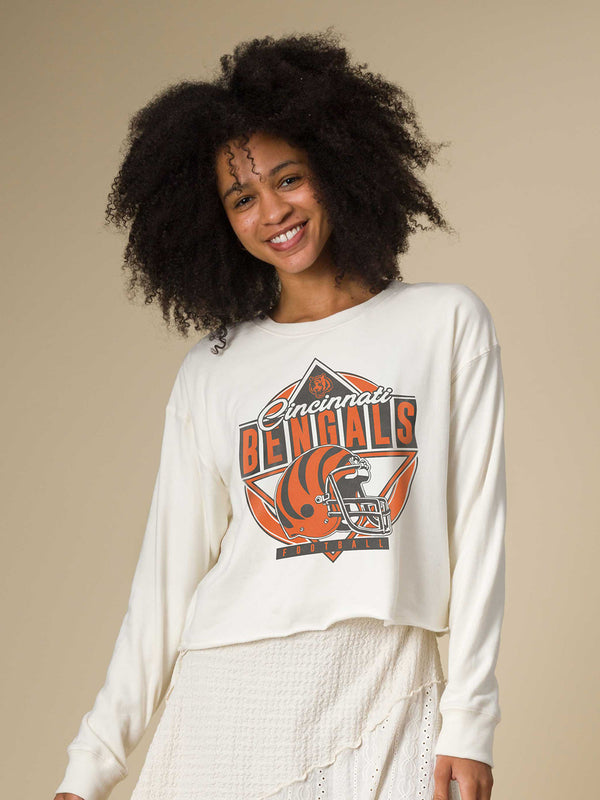 Junk Food Clothing Women's Cincinnati Bengals Helmet Crop Fleece Vintage White