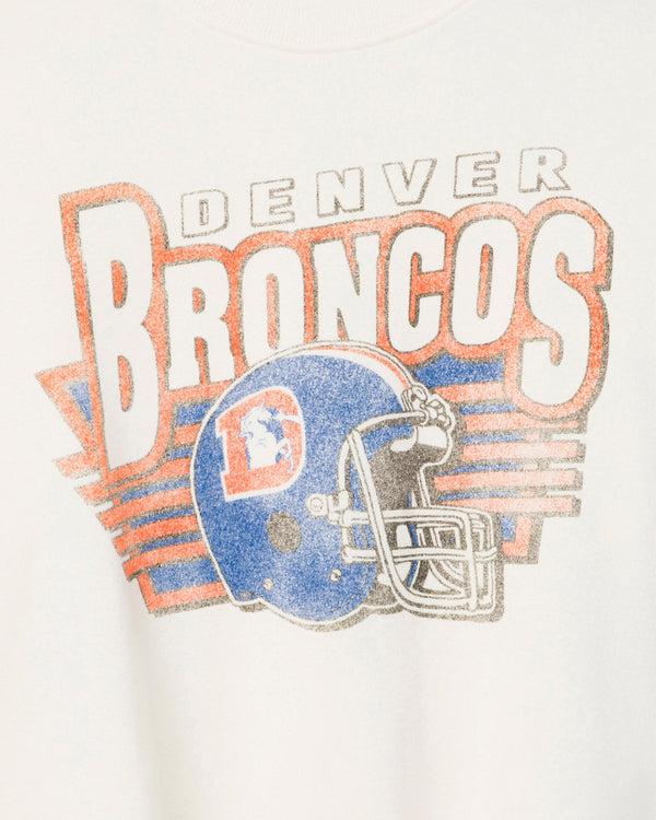 Junk Food Clothing Women's Denver Broncos Kickoff Crop Crew Fleece Vintage White