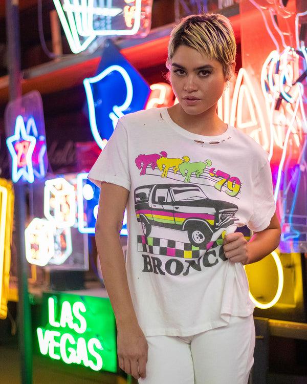 Junk Food Clothing Women's Ford Bronco '79 Vintage Destroy Tee Vintage White