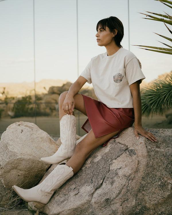 Junk Food Clothing Women's Ford Pocket Flea Market Crop Tee Sand