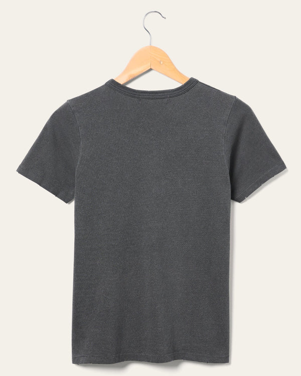 Junk Food Clothing Women's Guns N' Roses Skull Original Tee Vintage Black