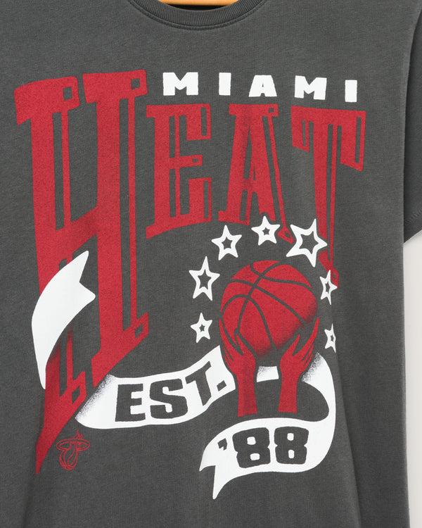 Junk Food Clothing Women's Heat Banner Vintage Tee True Black