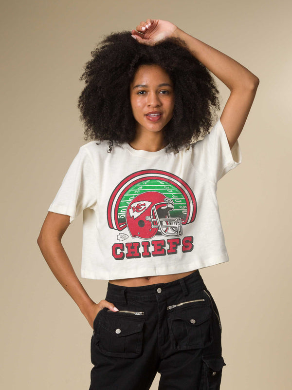 Junk Food Clothing Women's Kansas City Chiefs Game Time Mock Neck Crop Tee Vintage White