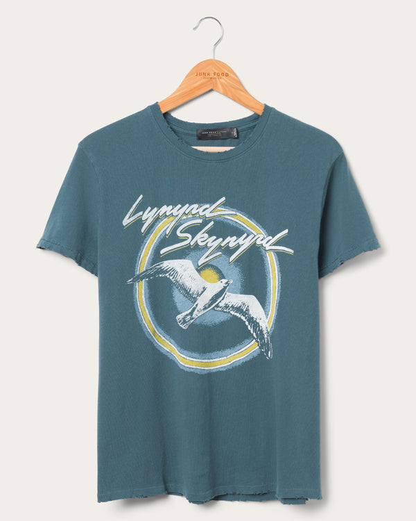 junk food clothing Women's Lynyrd Skynyrd Bird Vintage Tee Black Sea